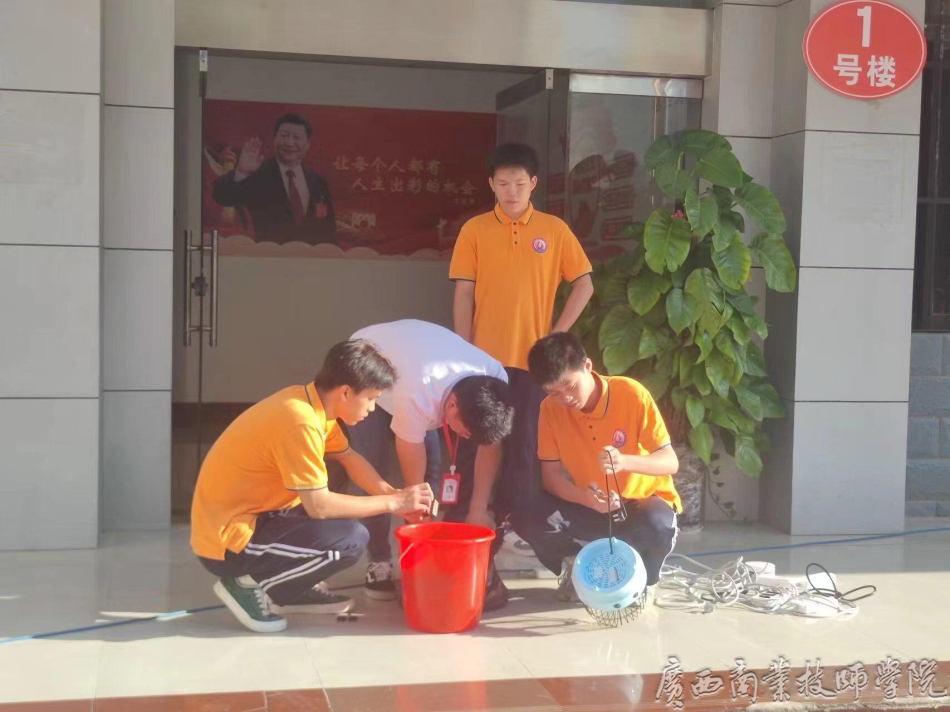 违禁品销毁现场.png